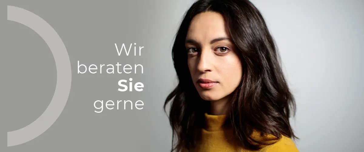 Glas oder Kunststoff Prothese